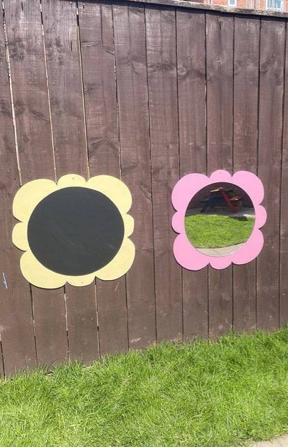 FLOWER MIRROR AND CHALKBOARD BUNDLE (56CM)