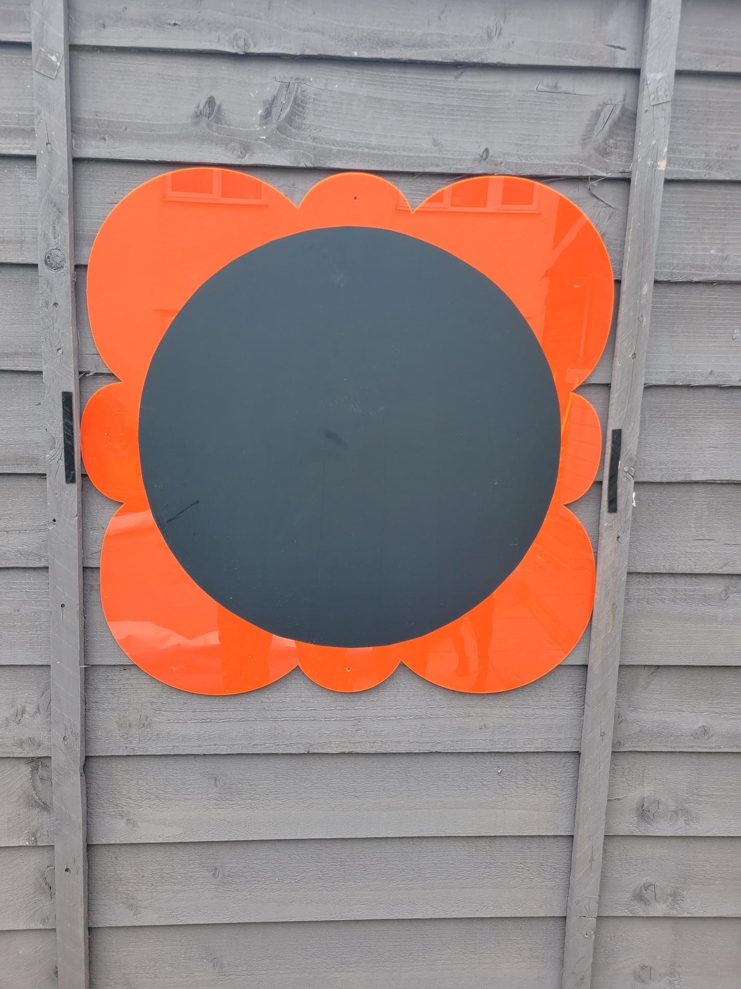 LARGE 56CM FLOWER CHALKBOARD (8 PETAL)