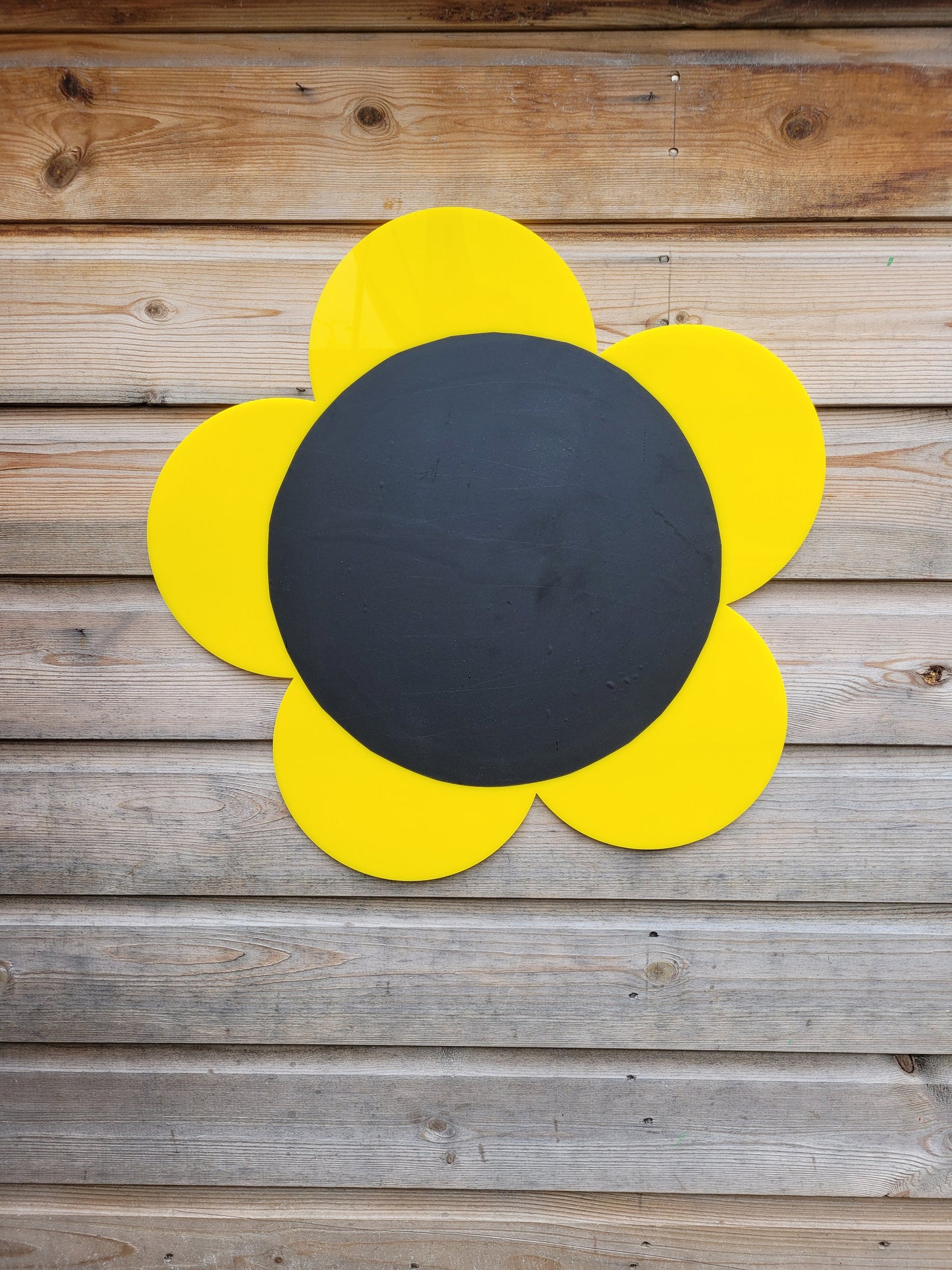 60CM ACRYLIC FLOWER CHALKBOARD (5 PETAL DAISY)