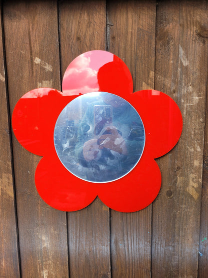 1 x FLOWER SENSORY MIRROR (5 PETAL)