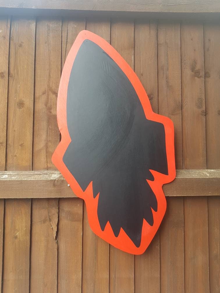 70CM ROCKET SHAPE GARDEN CHALKBOARD