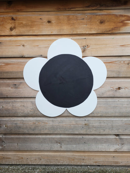 60CM ACRYLIC FLOWER CHALKBOARD (5 PETAL DAISY)