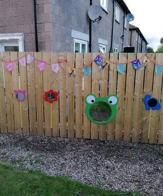 GOOFY FROG HEAD ACRYLIC SENSORY MIRROR (60CM)