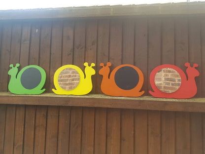 SET OF 2 X MIRROR AND 2 X CHALKBOARD SNAILS (30CMs)