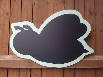 BUMBLE BEE SHAPED CHALKBOARD (60CM)