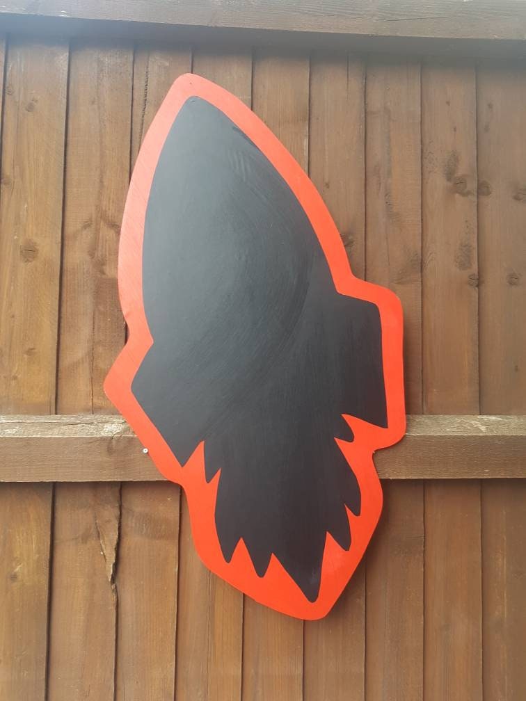 70CM ROCKET SHAPE GARDEN CHALKBOARD