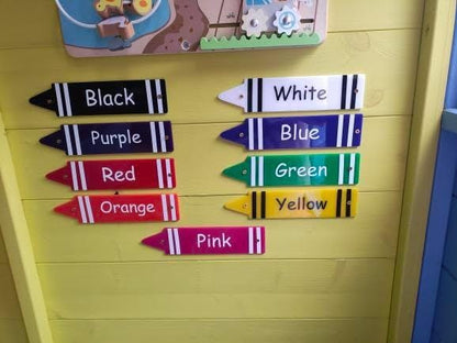 SET OF 9 COLOUR RECOGNITION CRAYONS