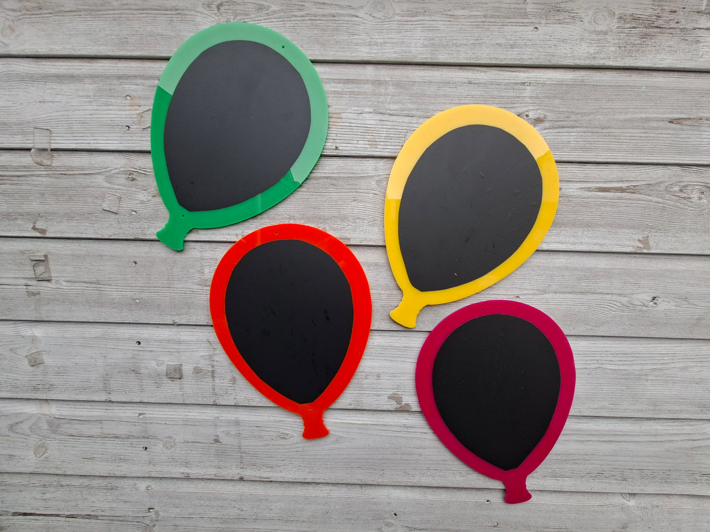 SET OF 4 BALLOON SHAPE GARDEN CHALKBOARDS