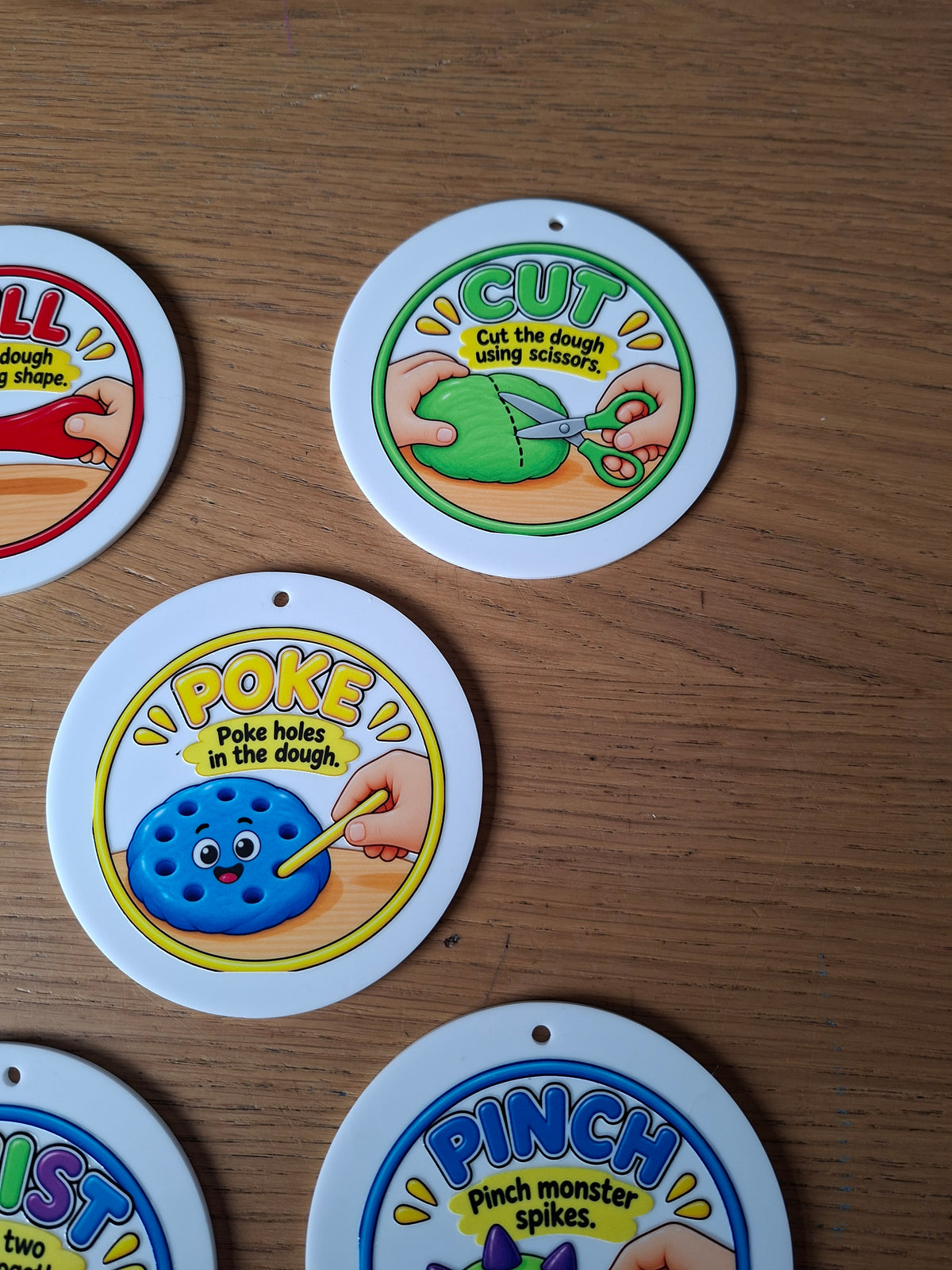 SET OF 8 PLAY DOUGH PROMPT FLASHCARDS ACRYLIC (10CM)