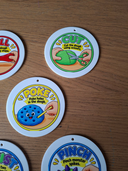 SET OF 8 PLAY DOUGH PROMPT FLASHCARDS ACRYLIC (10CM)
